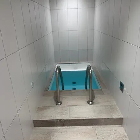 69 Mit Hallenbad Und Sauna By Monicare Апартаменти Зефельд-ін-Тіроль