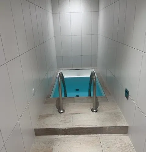 69 Mit Hallenbad Und Sauna By Monicare Διαμέρισμα